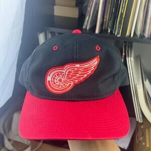 Vintage 90s Detroit Red Wings NHL Sports Specialties Hat